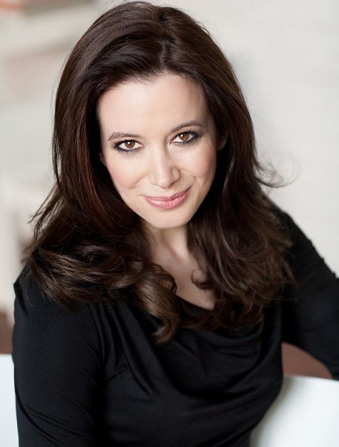 Carol Roth