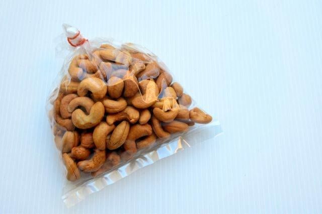 The perfect work snack: cashew keeps you brain sharp and your energy up 